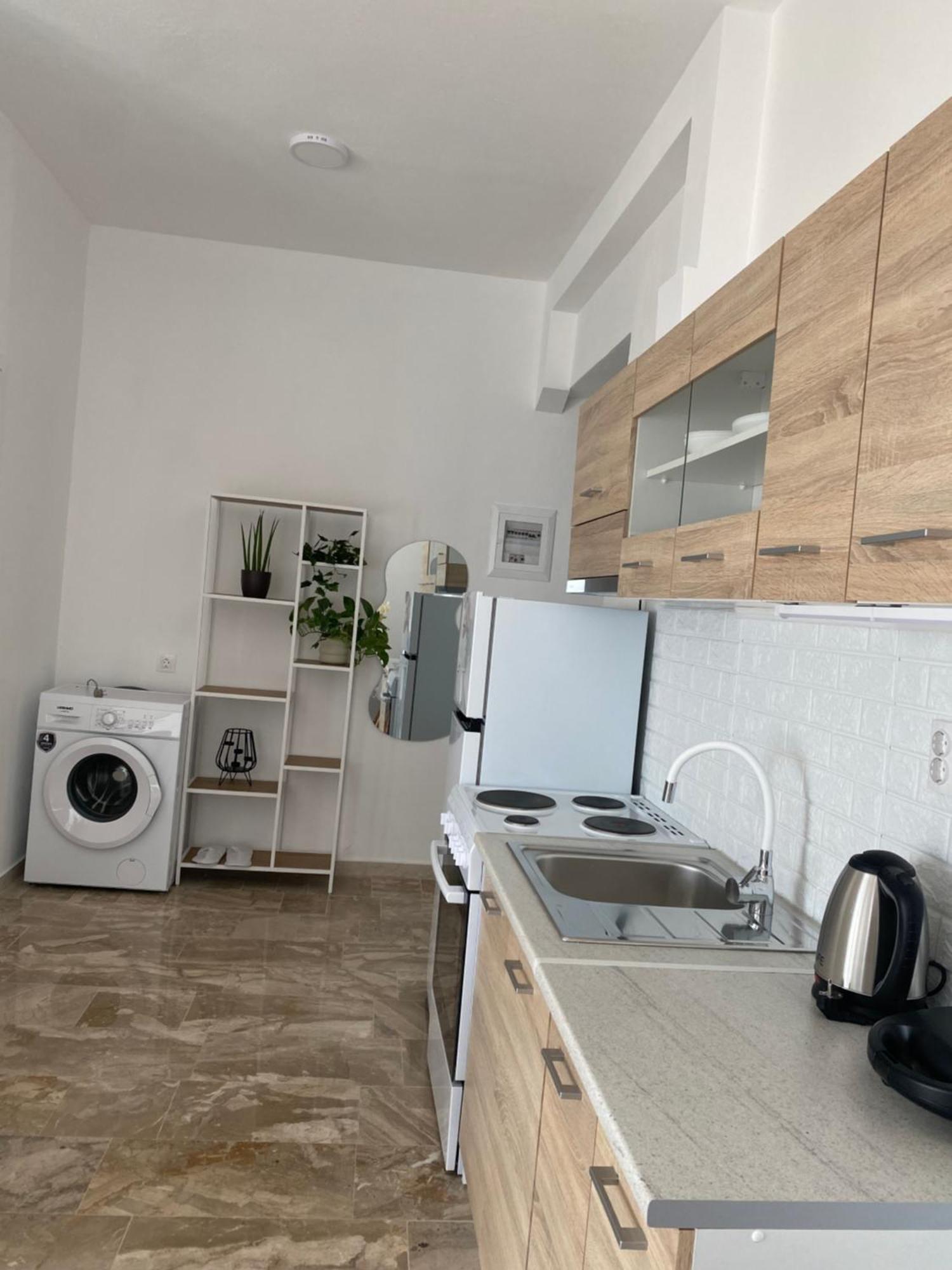 Avra Sfakia Apartments Khóra Sfakíon Esterno foto