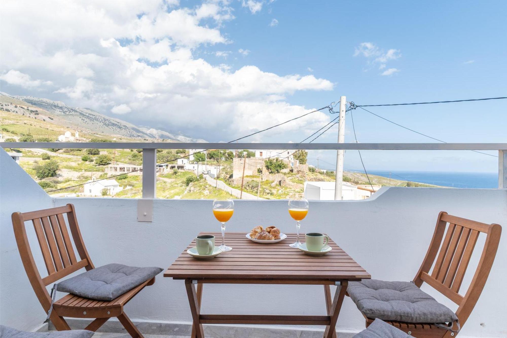 Avra Sfakia Apartments Khóra Sfakíon Esterno foto