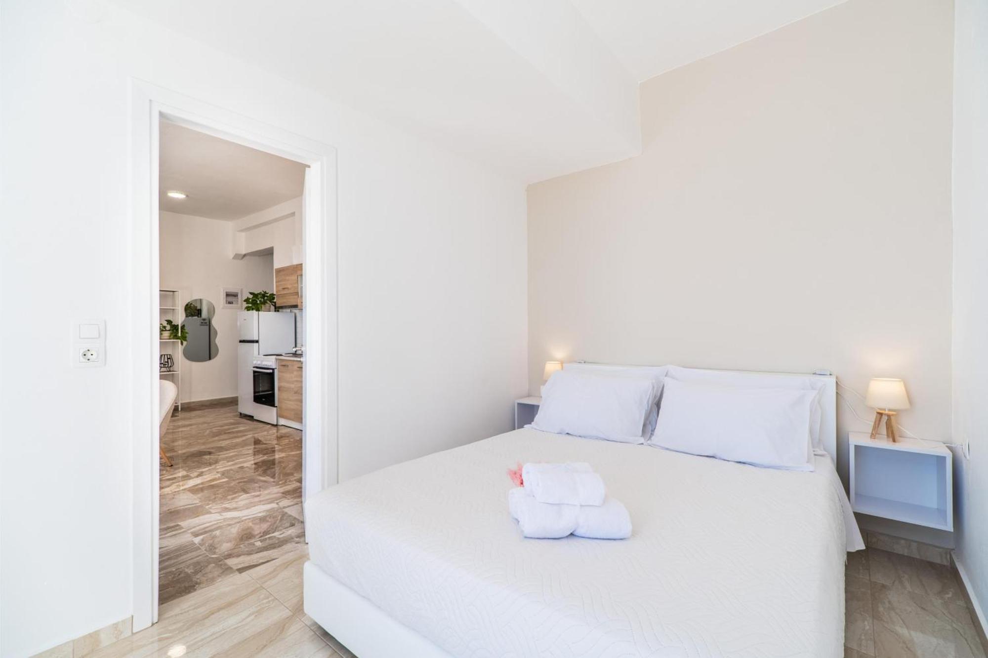 Avra Sfakia Apartments Khóra Sfakíon Esterno foto